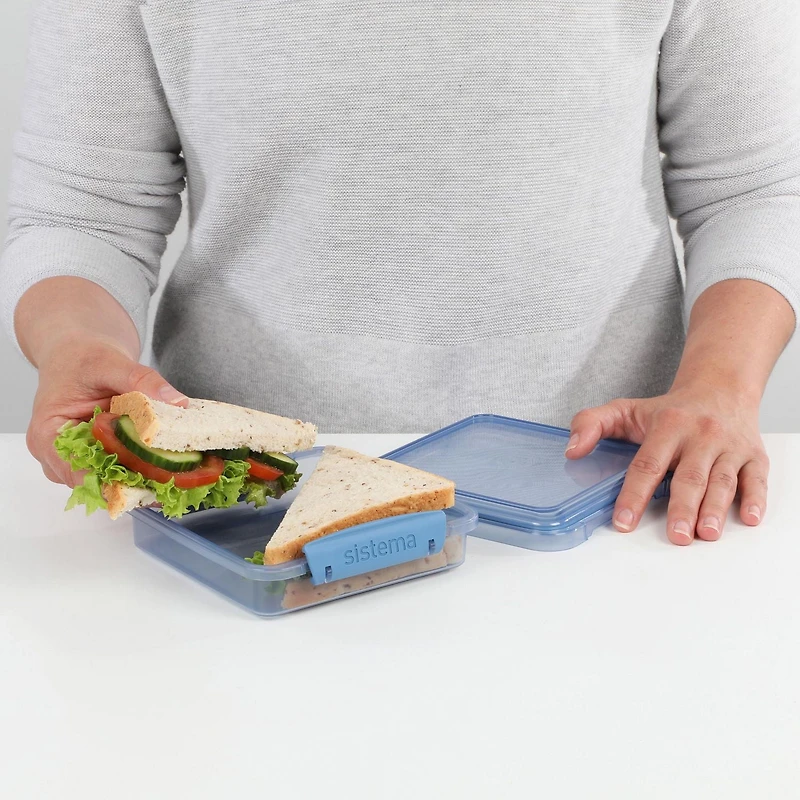 Boîte à sandwich Sistema, contient du plastique recyclé provenant de l'océan, récipient de conservation des aliments et boite a repas, 450 ml, sans BPA, bleu sarcelle ou bleu