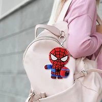 Peluche Spiderman à clipser, 15 cm, design figuratif, par Ruz