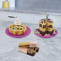 Play-Doh Gold Collection Gold Star Baker Playset, Kids Toys, Boys and Girls Arts and Crafts, 3 years and up