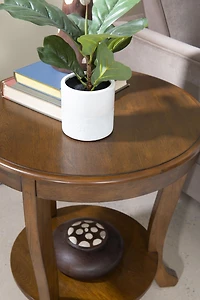 Dendrie Side Table, Hazelnut