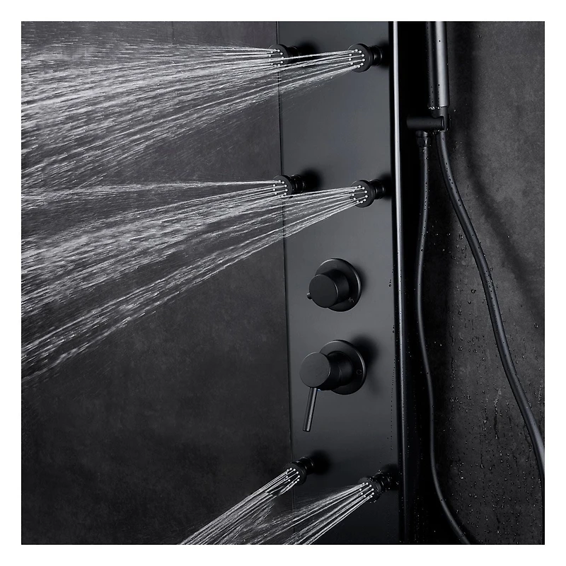 La colonne de douche ELIAS en aluminium d'akuaplus®  avec cartouche à pression balancée et déviateurs 3 voie a 6 jets de corps orientale plus, une douchette, et un pommeau douche.