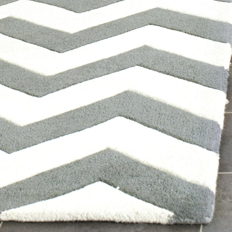 Safavieh Chatham Jake Zigzag Stripes Area Rug