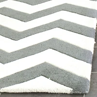 Safavieh Chatham Jake Zigzag Stripes Area Rug