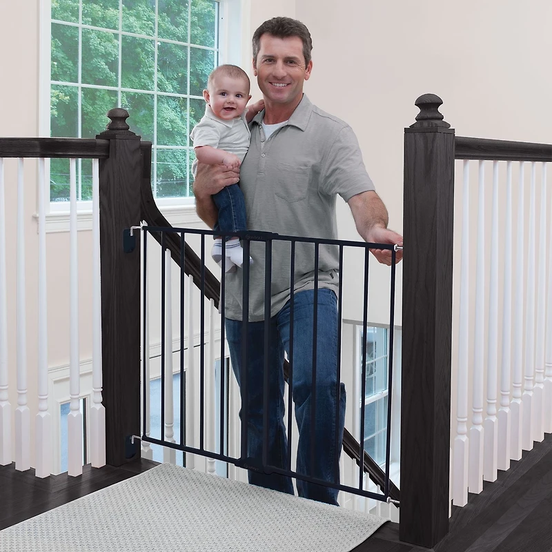 Barrière métallique extensible pour haut des escaliers de Safety 1st