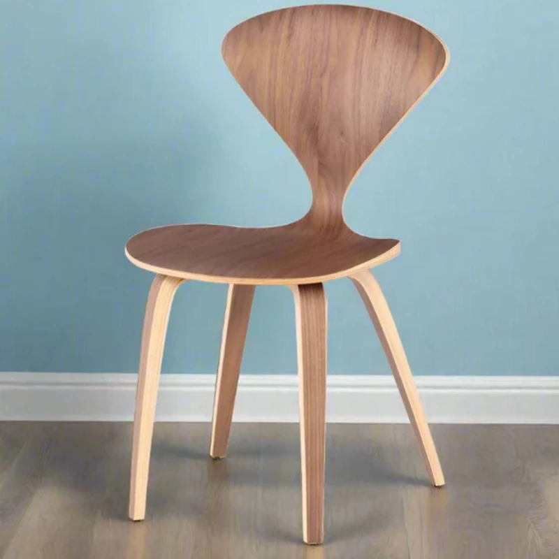 Chaise de salle à manger en satin avec assise et cadre en placage de noyer d'origine