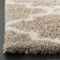 Safavieh Montreal Lennart Geometric Shag Area Rug