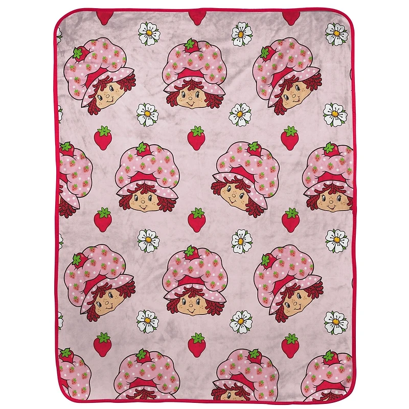 Strawberry Shortcake Kids Silk Touch Fleece Throw, 100% Polyester