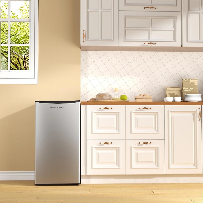 Hamilton Beach réfrigérateur compact de 3,3 pied cubes, aspect inox