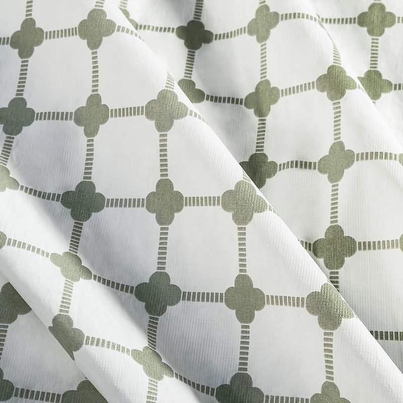 Mainstays PEVA tablecloth, 100% polyester, non-woven flannel backing