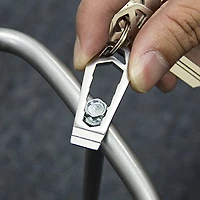 Clé anglaise compacte Nano de KeySmart - Acier inoxydable