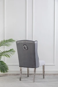 CHAISES K-LIVING FILA EN VELOURS TOUFFETÉ DE COULEUR GRIS AVEC PIEDS EN ACIER INOXYDABLE ET POIGNÉE ARRIÈRE ROBUSTE (2 CHAISES)