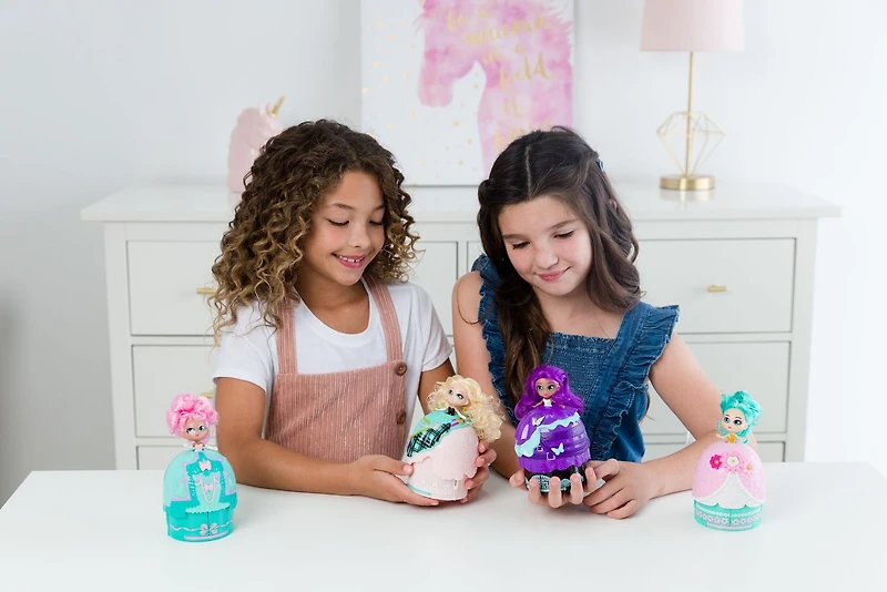 Ensemble de poupée violette, 15 surprises, 1 poupée et 1 placard de rêve ultime