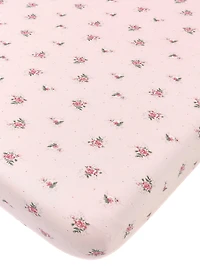Modern Moments Drap-housse de lit d'enfant rose pâle avec de délicates roses rose foncé pour un look charmant. OEKO-TEX 2013PK0176 AITEX