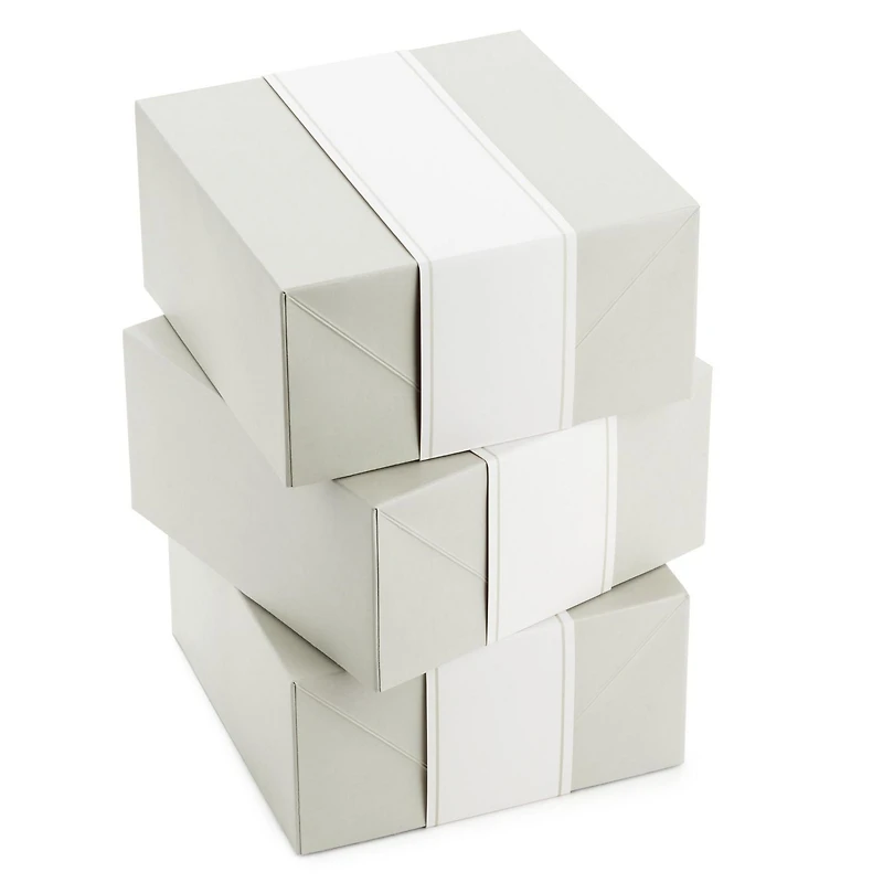 Boîtes-cadeaux moyennes blanc nacré de 8 po avec bandelettes, Hallmark (3 boîtes, 3 bandelettes) pour les mariages, les fêtes prénuptiales, la Saint-Valentin, les remises des diplômes, les départs à l