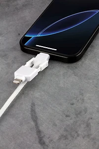 Scosche CCI4B4PWT-SP Strikeline 2-in-1 USB-C/Lightning Cable White, 2-in-1 C / LGHT 4FT CBL