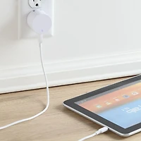 Trousse de chargement mural USB 2,4 A avec câble USB vers USB-C de 0,9 m (3 pi) de onn. Prise pliable