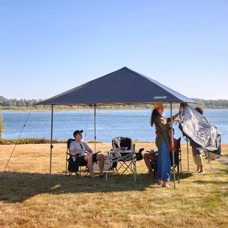 Abri solaire Coleman OASIS Lite 3,05 x 3,05 m avec mur pare-soleil