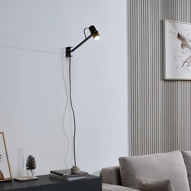 Applique murale enfichable à 1 ampoule à DEL Series.01.WS de MRDK x Globe, bras pivotant, abat-jour ajustable, noir mat