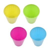 Gobelet en plastique Mainstays 4 couleurs assorties, 8,2 cm x 8,2 cm x 10,5 cm, 4 pièces 50% de matériaux recyclés