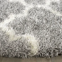 Safavieh Montreal Lennart Geometric Shag Area Rug