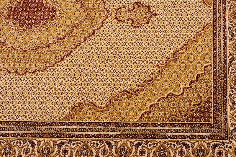 Rug Branch Majestic 2' x 6' (Exact Size: 2'3" x 6') Moroccan Indoor Runner Rug, Beige Cream, Traditional - Entryway, Hallway, Bathroom, and Kitchen