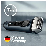 Rasoir électrique Braun Series 8 8453cc pour homme, tête 3+1 avec tondeuse de précision, rasoir électrique, technologie sonique et tête d’adaptation à 40°, centre SmartCare 5 en 1, utilisation sur pea