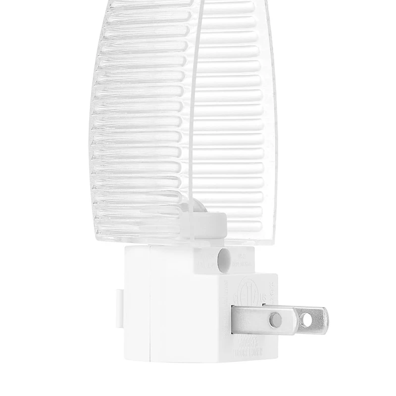 Globe Electric White Manual on/off Switch LED Plug-in Night Light