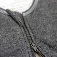 Juddlies Designs - Nouveau-né, Bébé, Tout-petit - Collection Respirez EZE - Sac de nuit en coton - Couverture portable - Fermeture éclair de sécurité à 1 sens - Gris clair moucheté