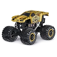 Monster Jam, Official Max D Monster Truck, Die-Cast Vehicle, 1:24 Scale