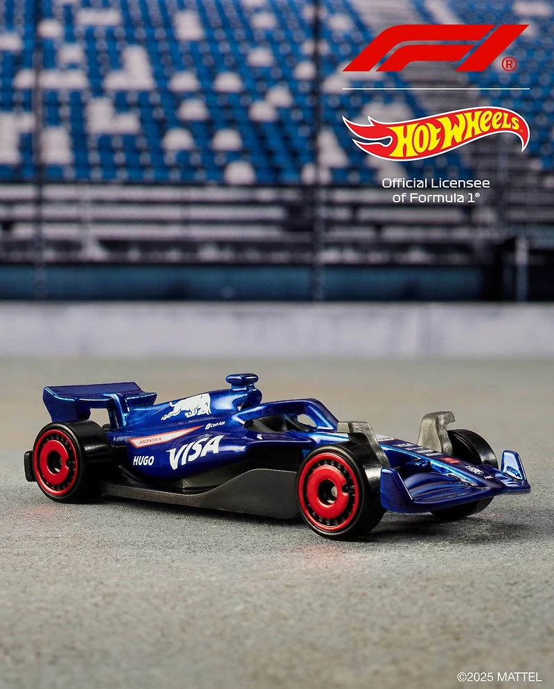 Hot Wheels Bundle -Formula 1 Sprint Race Circuit Track Set with 3 Die-Cast Toy Cars & Set of 5 Formula 1-Themed 1:64 Scale Die-Cast Toy Cars