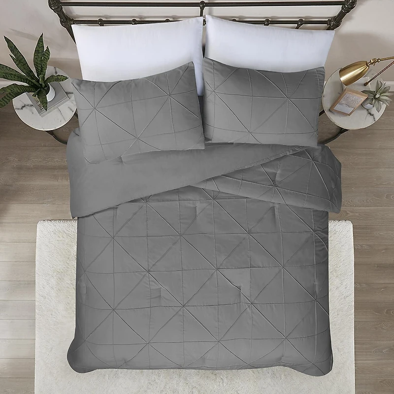 3 Pieces Hartford Pintuck Comforter Set