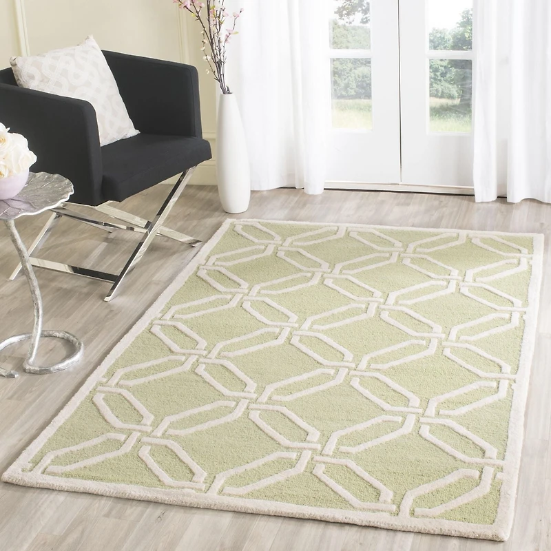 Safavieh Cambridge Kierra Geometric Area Rug
