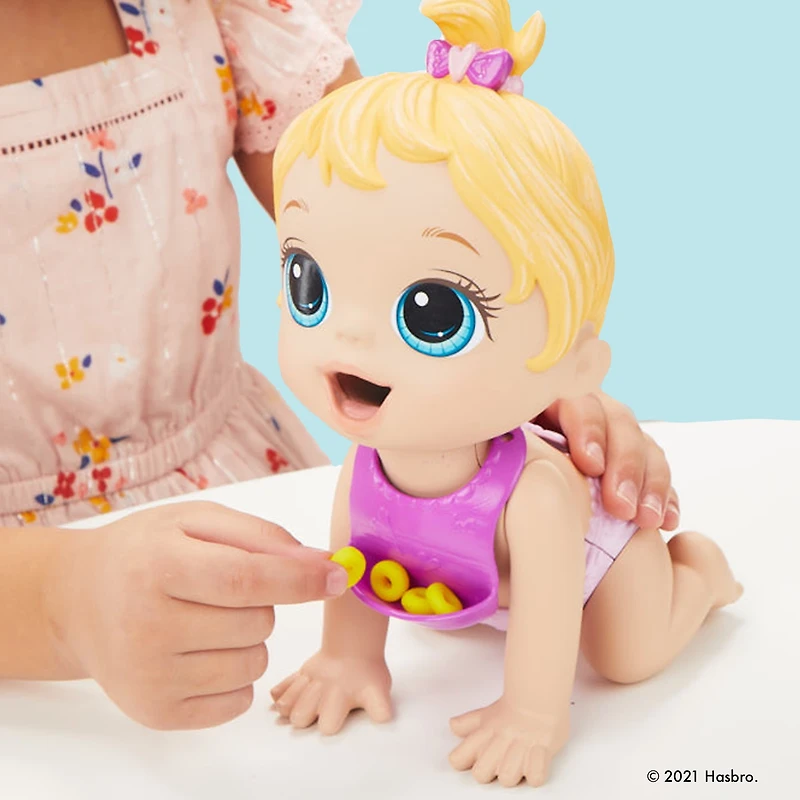 Baby Alive Lil Snacks Doll, Eats and "Poops," 8-inch Baby Doll Toy, Kids 3 and Up, Blonde Hair