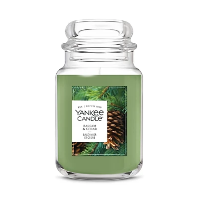 Bougie en grand pot Yankee Candle, parfumée avec jusqu’à 150 heures de temps de combustion, baume et cèdre