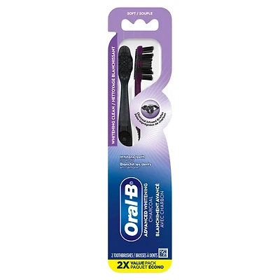 Brosses à dents au charbon Oral-B Thérapie blanchissante, souple 2 unités