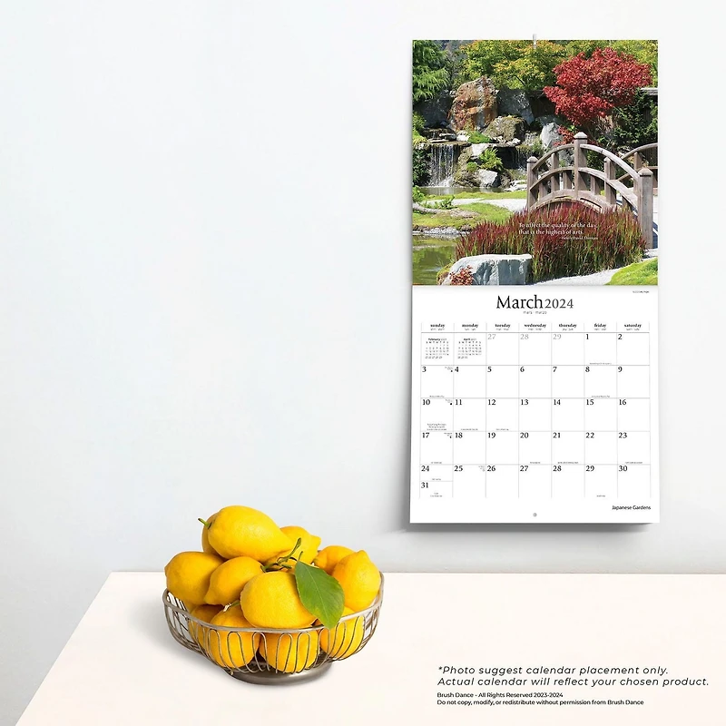 Brush Dance Jardins japonais  2024 Mur Carré 30.48x60.96 CM, 9781975469962