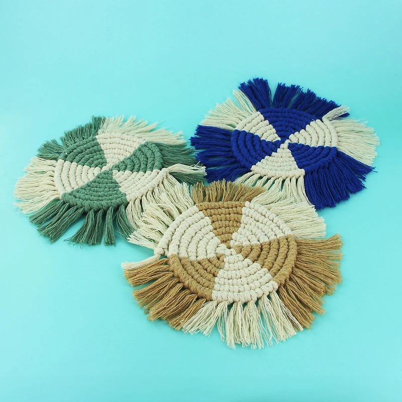 UNIQUE CREATIV CRAFT Macramé Coaster Kit – Multi-Colour, 3 pcs, Age 8+, Beginner, 15.5 cm SOUSVERRES MACRAME