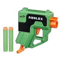 Nerf Roblox Phantom Forces : Boxy Buster Dart Blaster, poignée d'amorçage rétractable, 2 fléchettes Nerf Elite, code pour débloquer un objet virtuel dans le jeu