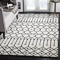 Safavieh Himalaya Darin Geometric Area Rug