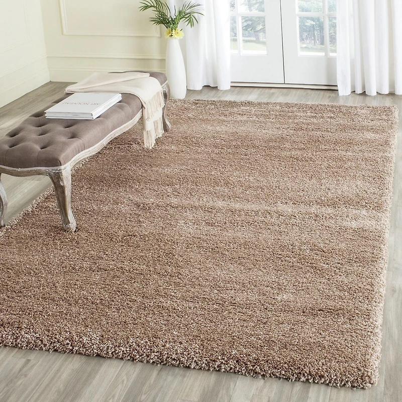 Safavieh Milan Harlow Solid Shag Area Rug