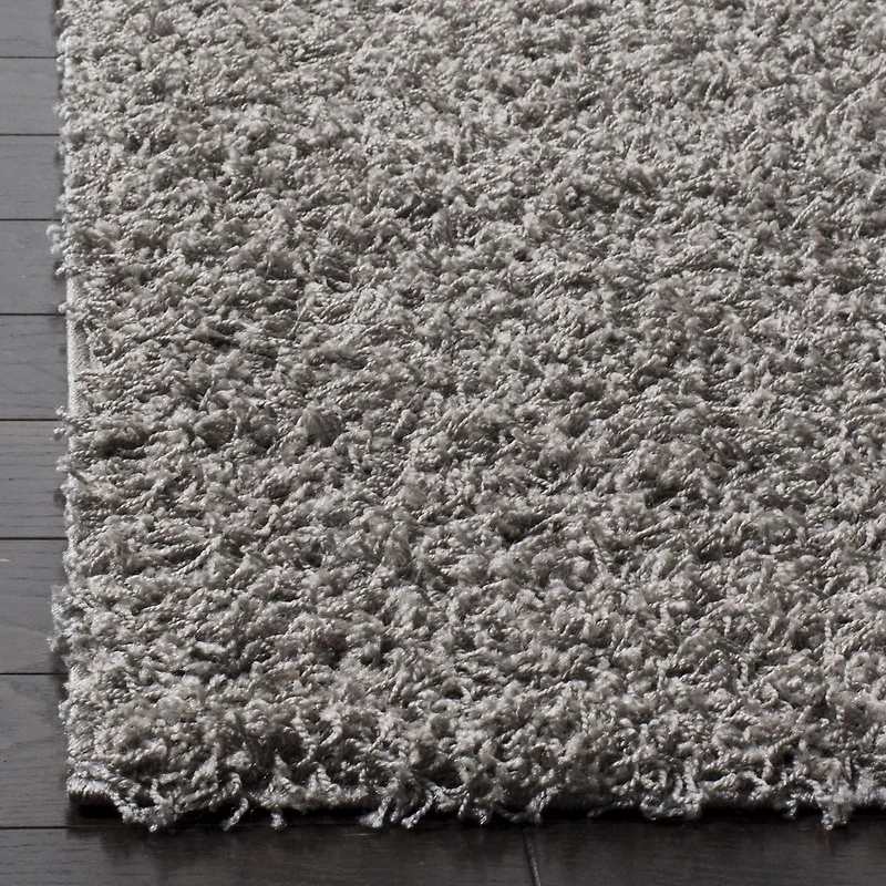 Safavieh Athens Solid Plush Shag Area Rug