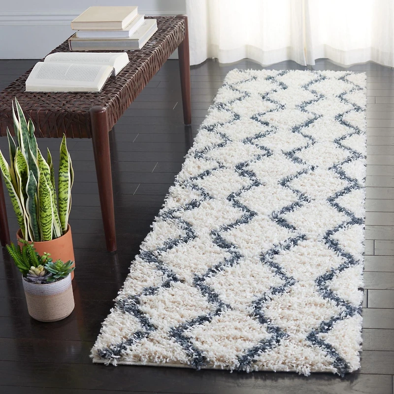 Safavieh Venus Carleen Tapis Chevron Shag