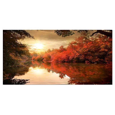 Designart Coucher de soleil d'automne coloré sur la rivière Art mural sur toile