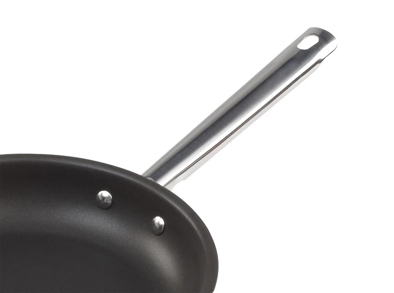Goodcook Classic Saute Pan, 10 Inch, Nonstick cookware, Medium, Black, Dishwasher safe, Bakelite Flame Guard Ergonomic handle