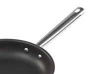 Goodcook Classic Saute Pan, 10 Inch, Nonstick cookware, Medium, Black, Dishwasher safe, Bakelite Flame Guard Ergonomic handle
