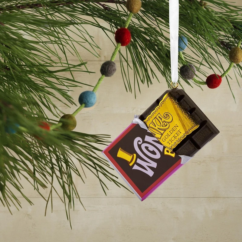 Hallmark Christmas Ornament (Willy Wonka and The Chocolate Factory Wonka Bar With Golden Ticket)