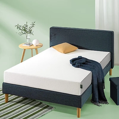 ZINUS 8 Inch Cooling Essential Foam Mattress / Affordable Mattress / Bed-in-a-Box / CertiPUR-US Certified / 10 Years Warranty