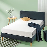 ZINUS 8 Inch Cooling Essential Foam Mattress / Affordable Mattress / Bed-in-a-Box / CertiPUR-US Certified / 10 Years Warranty