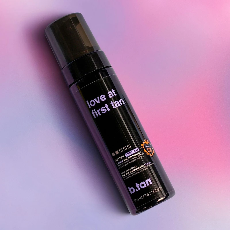 B.tan Love at First Tan 1 Hour Express Mousse Autobronzante mousse autobronzante 1 heure de base violette