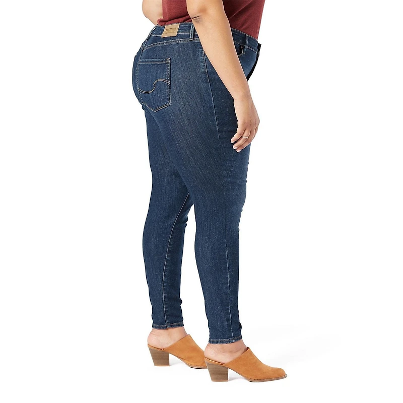 Levi Strauss Signature.™ Red Women's Plus High Rise Skinny Jeans